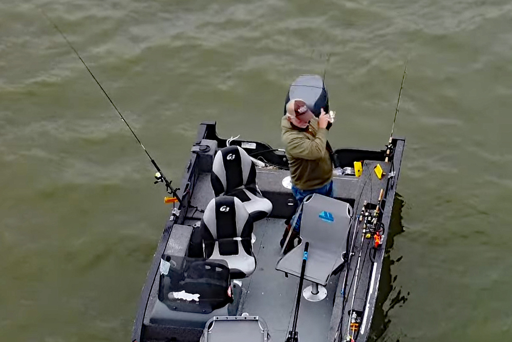 Richard Simms uses a drone to capture some awesome crappie-catching action