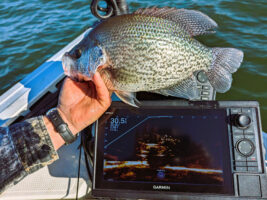 Using forward facing sonar helps Weatherford and Davis find crappie when fishing deep water. (Photo: Terry Madewell)