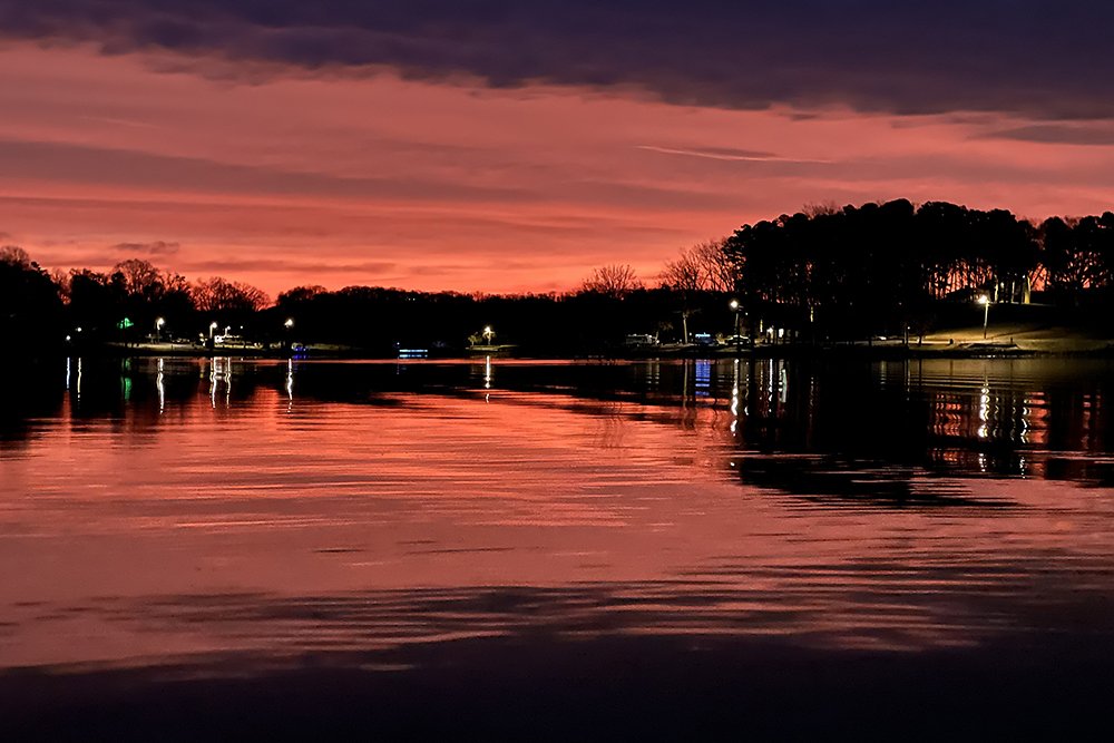 A recent "red sky" sunrise over Tennessee was clearly indicative of approaching storms, and the truth about a well-known warning for sailors.